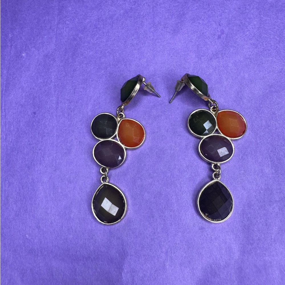 Cute & artsy drop earrings!